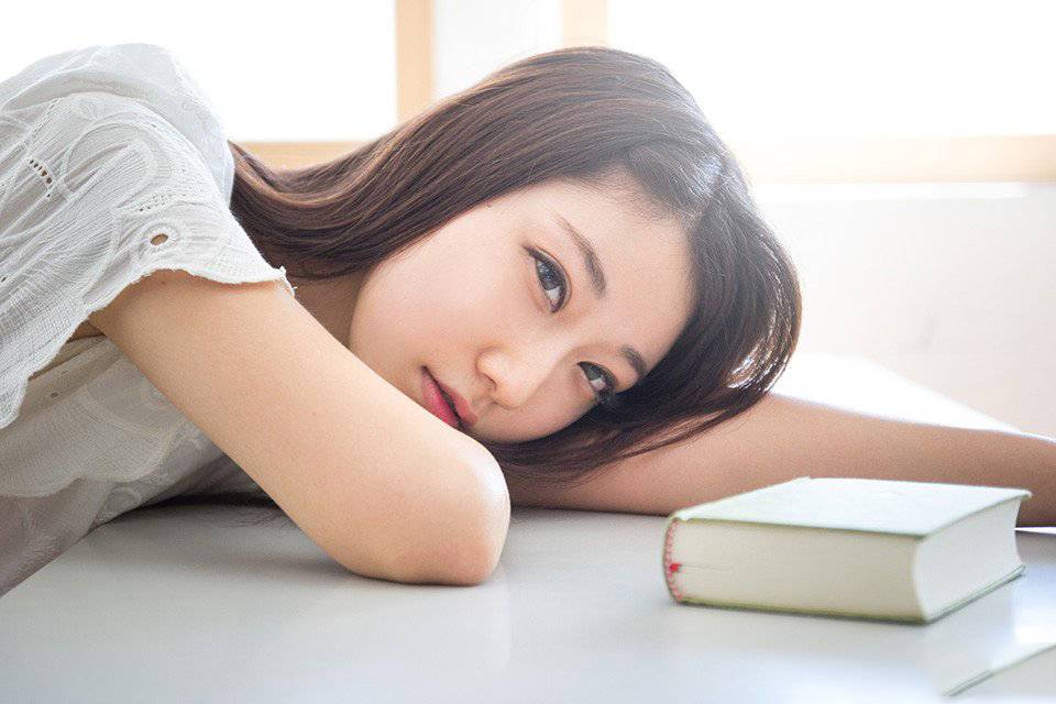 可爱少女阿芙的自习室小性感-3