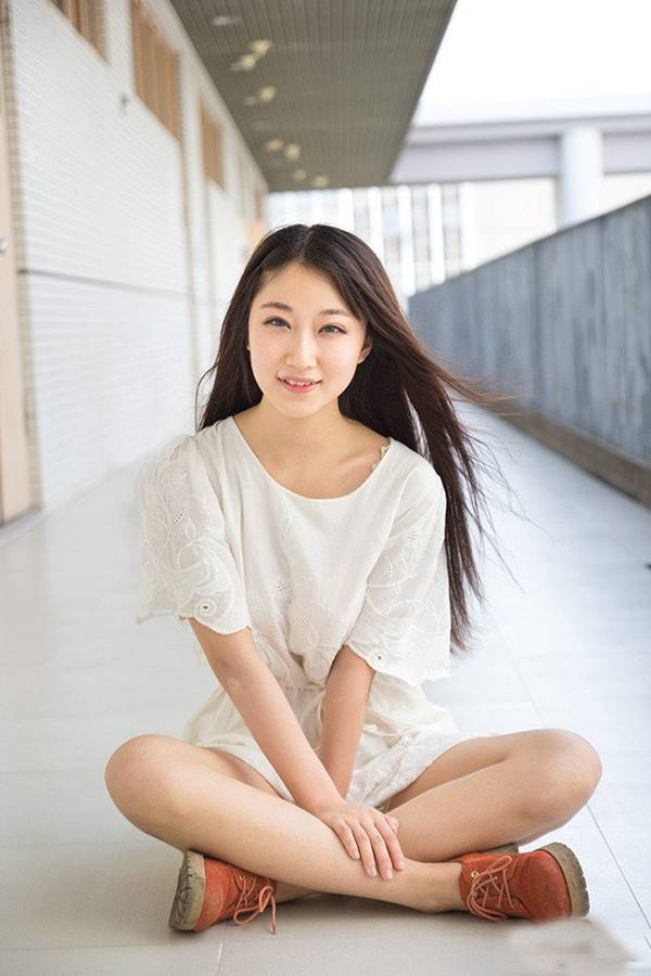 可爱少女阿芙的自习室小性感-8