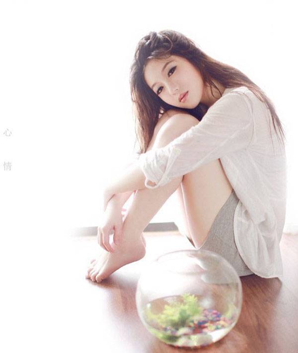 清纯少女瞬间绽放