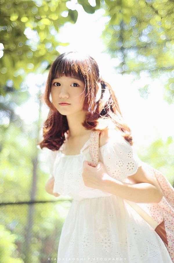 动物园里碰上的清纯美妞-8