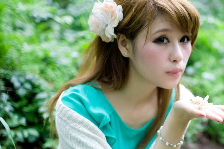 小清新美妞的悠闲生活