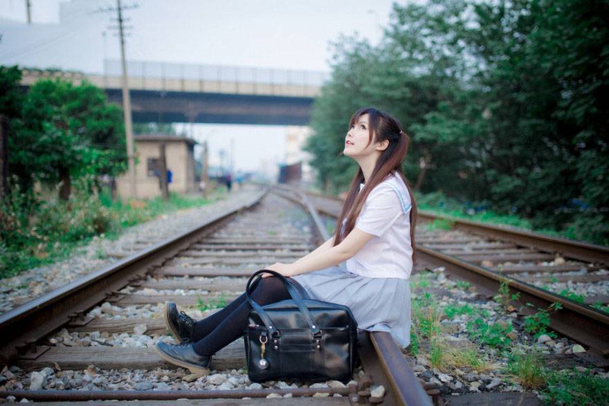 清新美女俏皮惹人爱-8