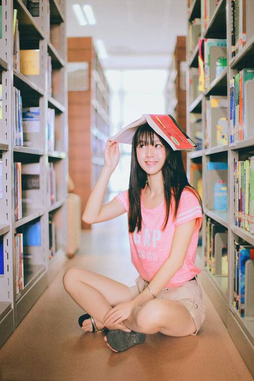 喜欢呆在书舍的清纯校花-7