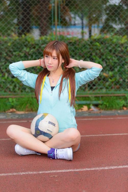 让人忍不住想拥入怀中的清纯妙人-9