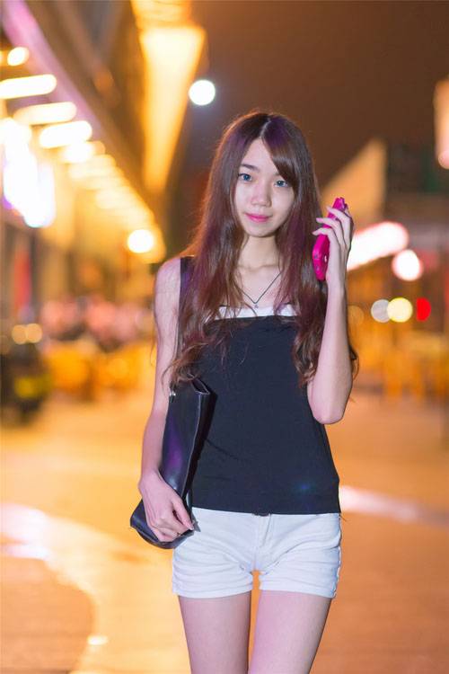 凌晨时分偶遇的小清新-3