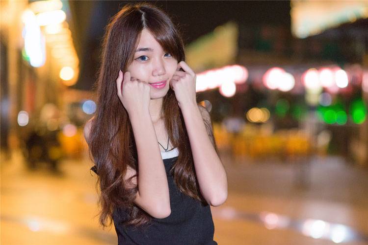 凌晨时分偶遇的小清新-5