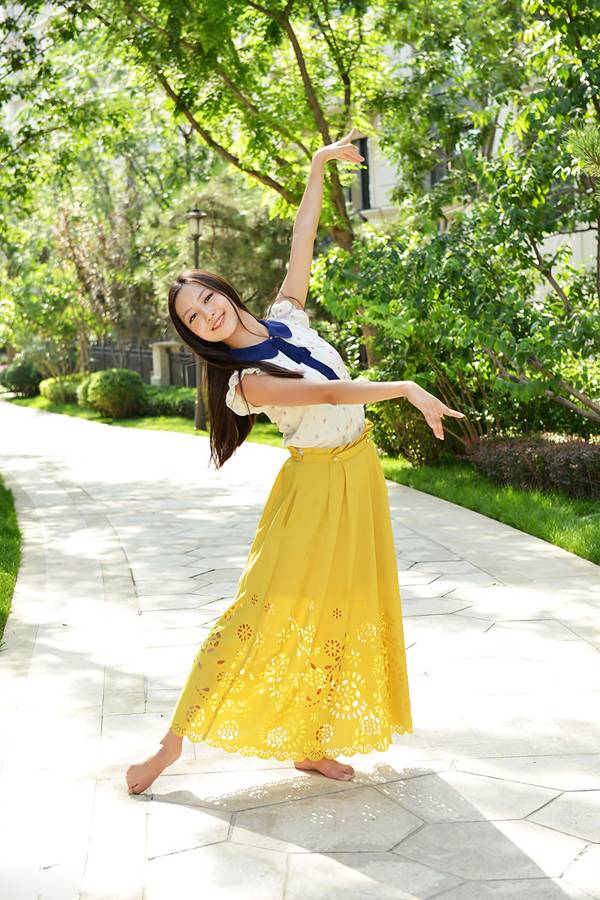 清新淑女长裙夏日写真-8