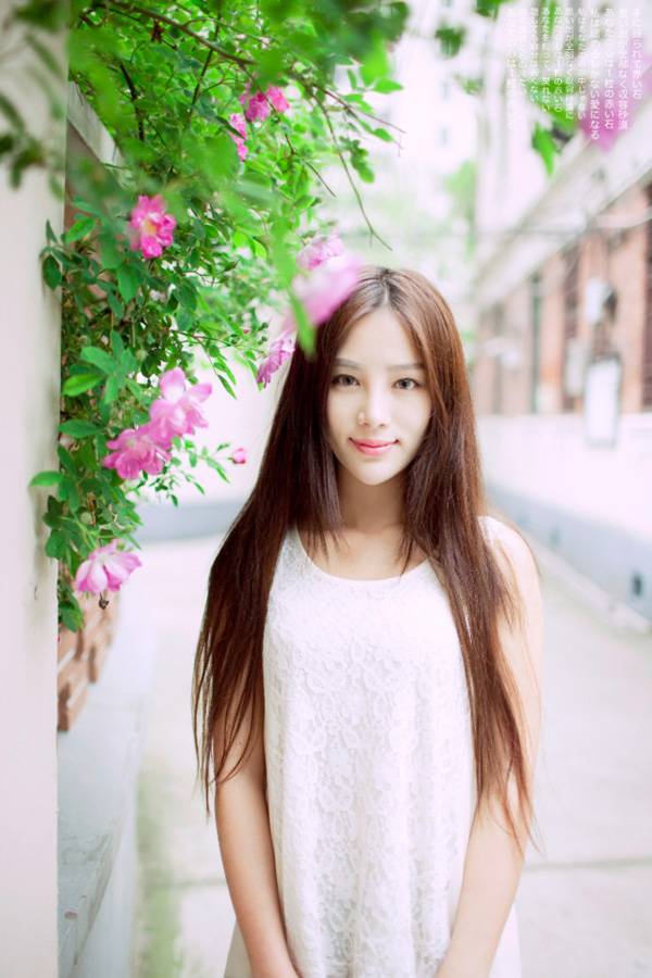 气质美女外拍清纯迷人写真-3