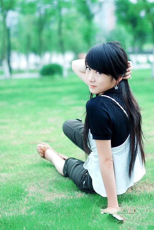 杨柳下的清纯可爱小妹-6