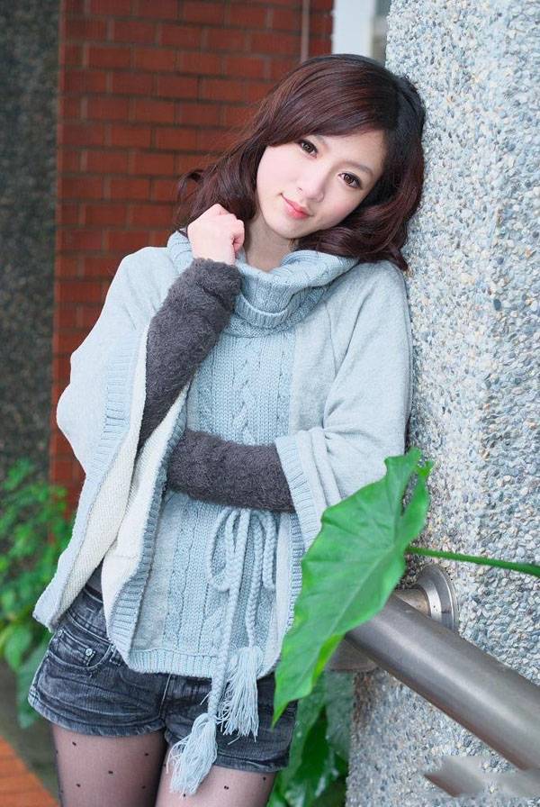 粉色连衣裙清纯可爱写真-5