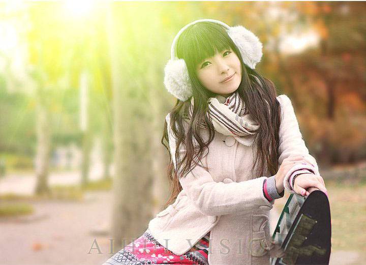 冬日温暖的午后阳光女孩可爱写真-7