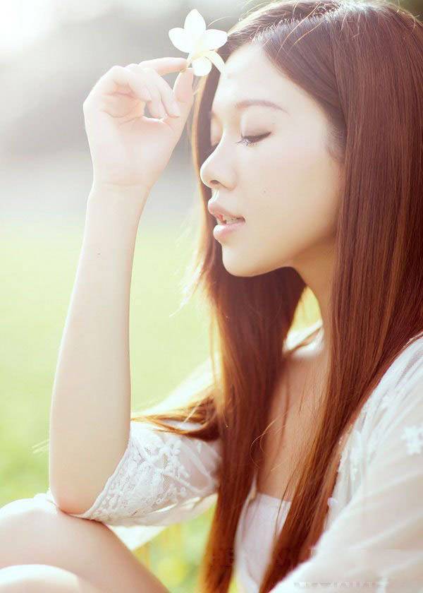 阳光下的美人儿-8