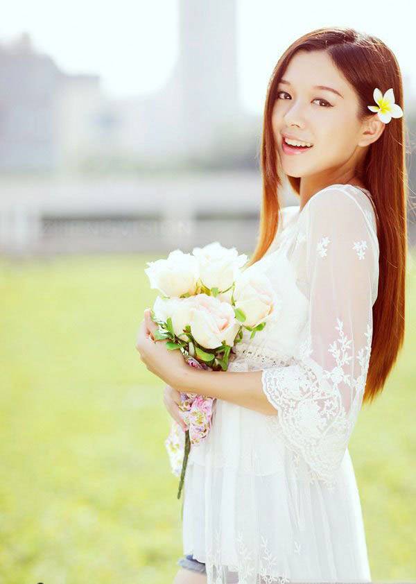 阳光下的美人儿-9