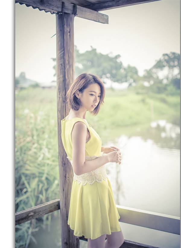 清纯美女甜美可爱迷人户外写真-2