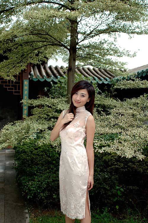 盘点那些旗袍美女的风采时刻-6