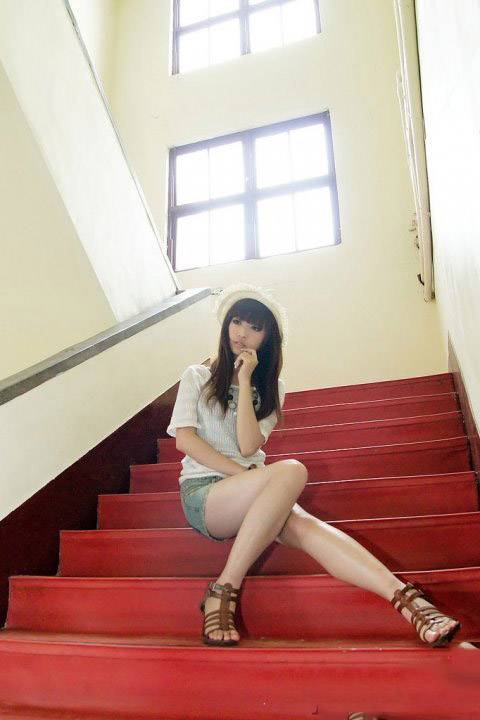 甜美女孩夏日的小清新