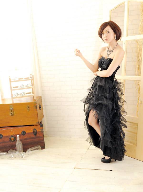 台湾果子MM清纯撩人成熟写真-10