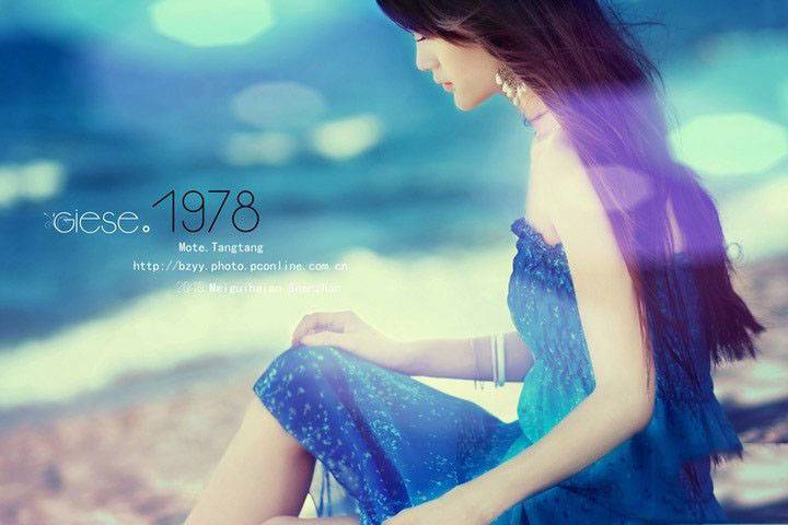 随和夏日俏丽的暖风把头发吹起-8