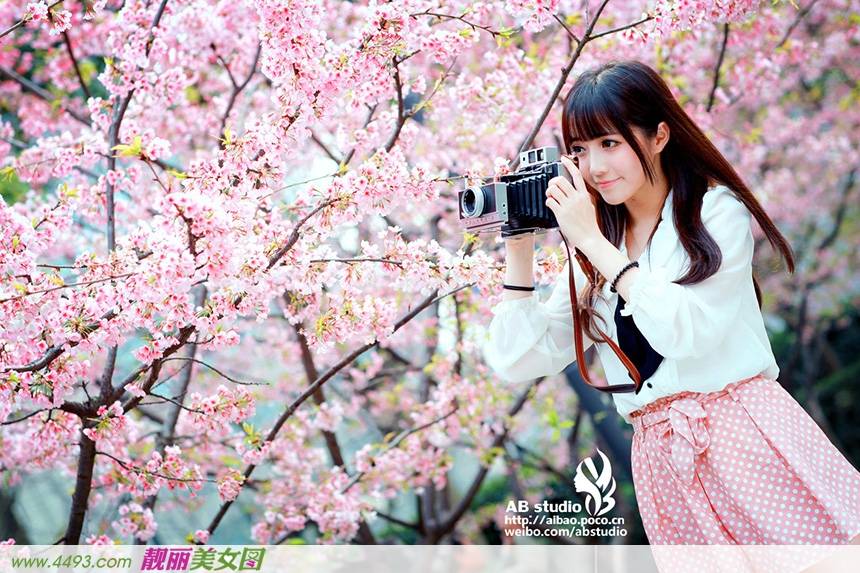 小清新气质美女文文樱花树下写真-5