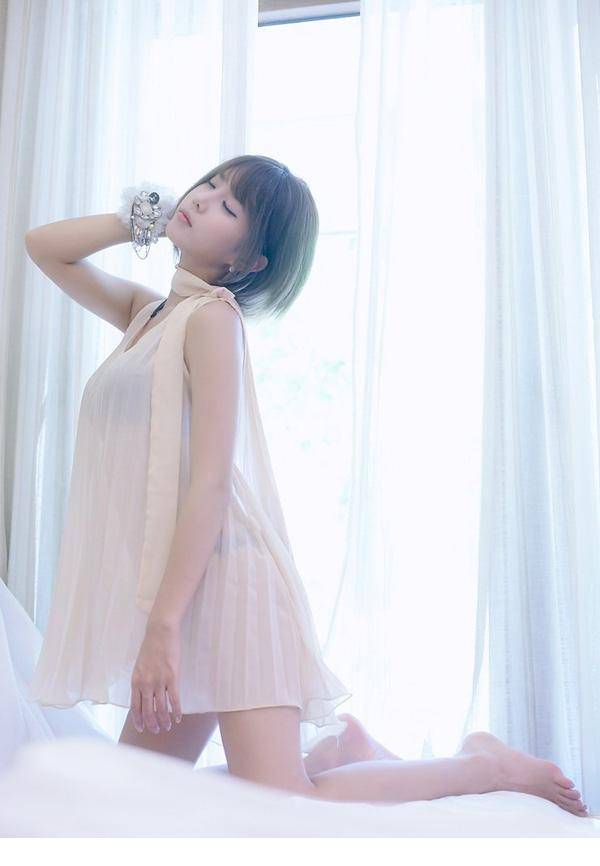 韩国模特许允美