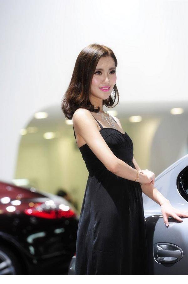 2012北京车展高清摄影之闪耀模特-4
