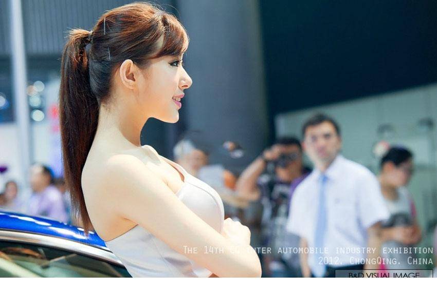 车展聚焦靓丽气质诱人美模-5