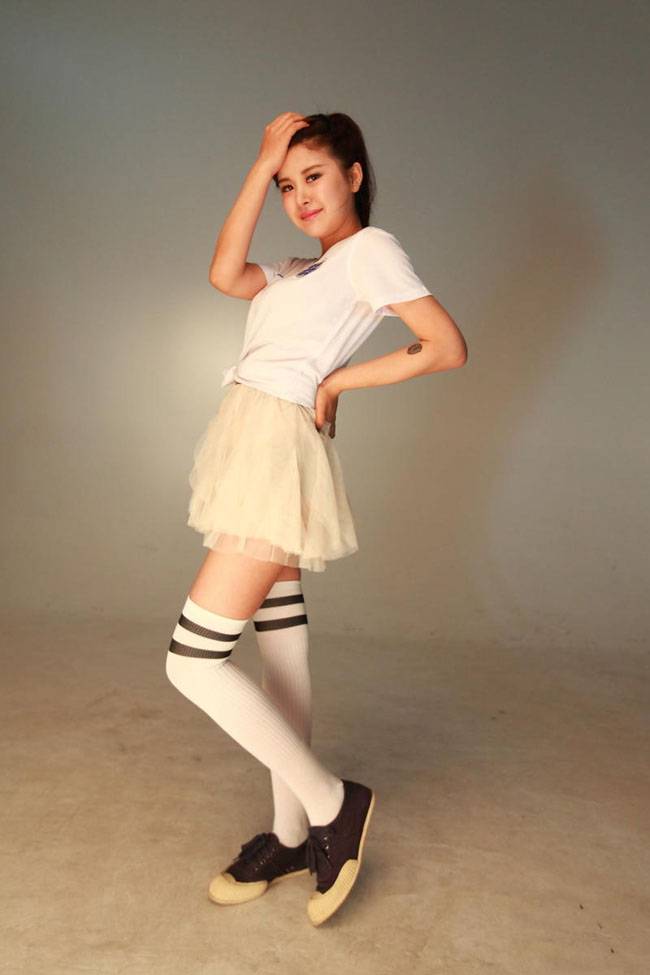 足球宝贝清纯唯美写真 娇羞卖萌迷倒一片球友-6