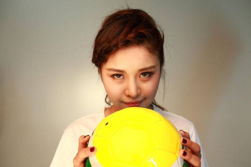 足球宝贝清纯唯美写真 娇羞卖萌迷倒一片球友-10