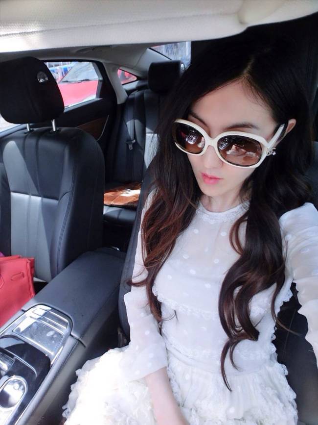 性感久洋助阵巴西世界杯-7