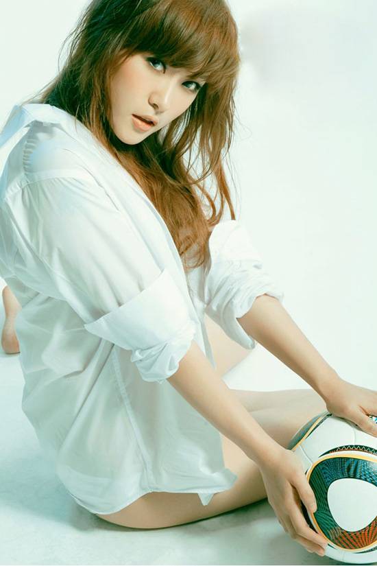 足球宝贝迷人私房诱惑写真