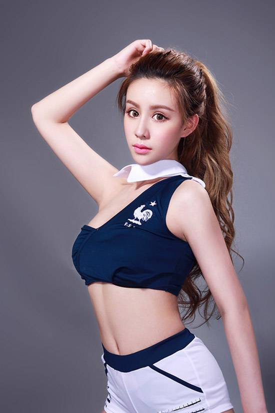 靓丽足球宝贝性感诱惑写真