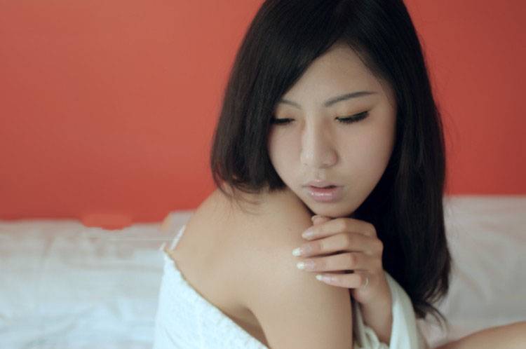 美胸少女的白色妖娆-4