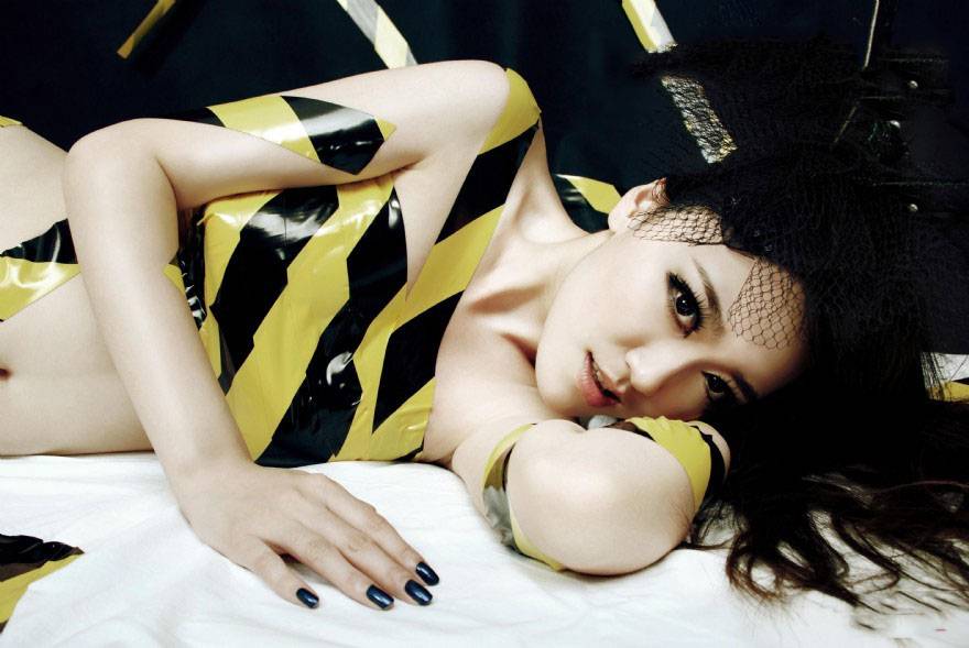 性感莎莎掩饰不住的美妙-5