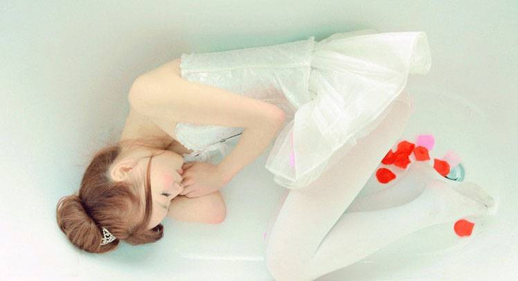 白皙可人的芭蕾少女-9