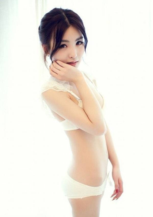 内衣少女闺房里骚动的心-8