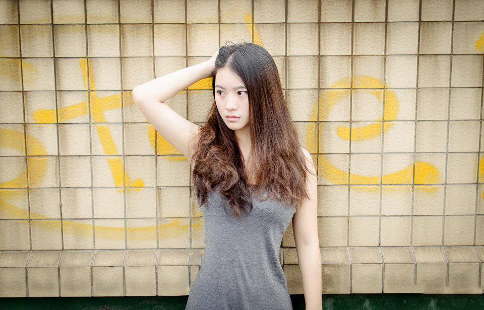 楼道里发现的邻家姑娘-2