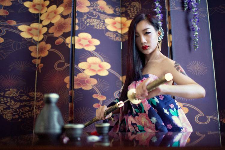 和服少女隐藏在背后的秘密-2