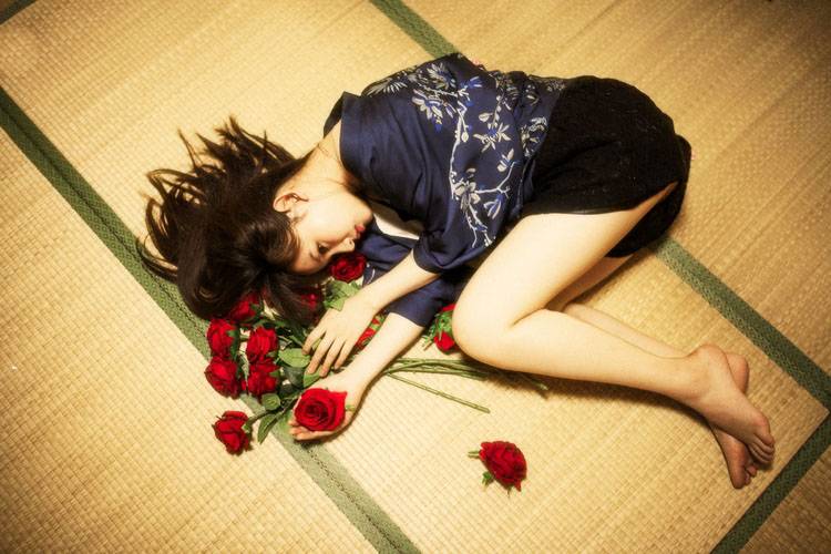 玫瑰少女那淡淡的忧伤-9