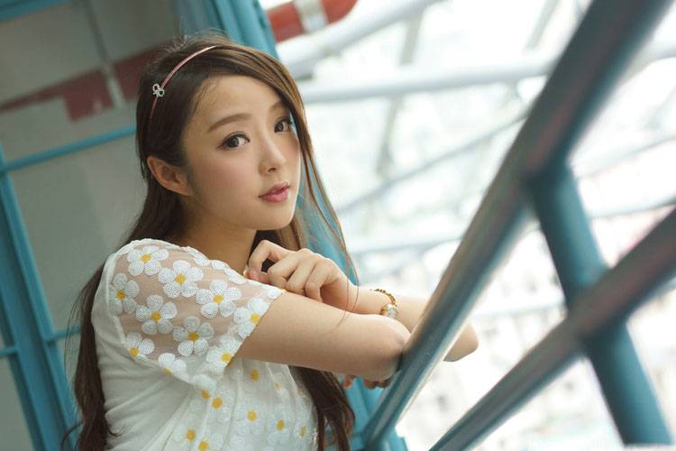 清纯少女的唯美笑容-4