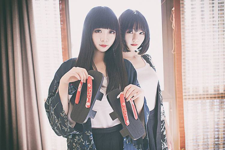 清纯可爱的和服姐妹花-5