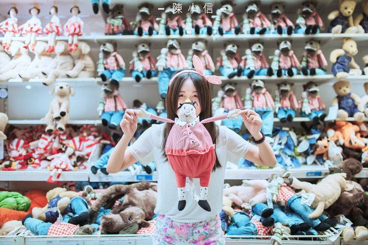 可爱的小兔子那迷人的微笑-5