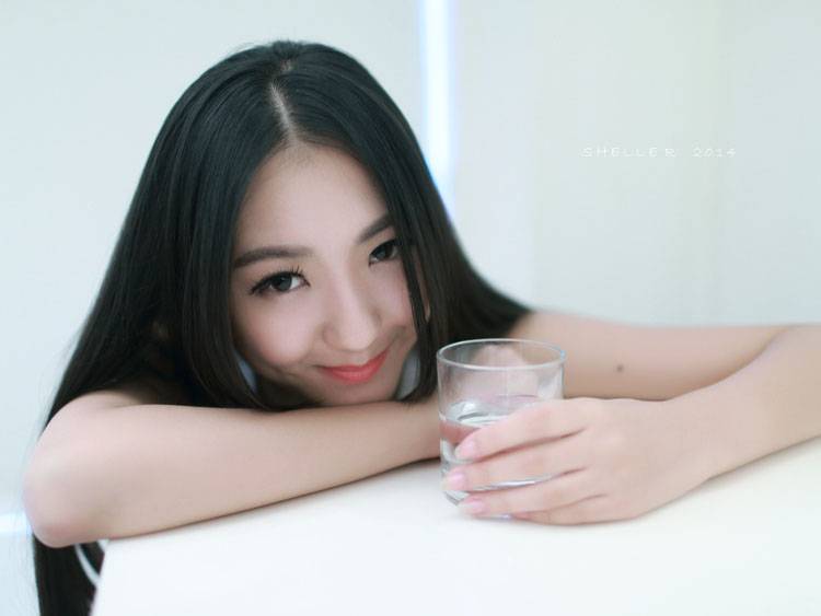 纯白美女的初秋私语-8