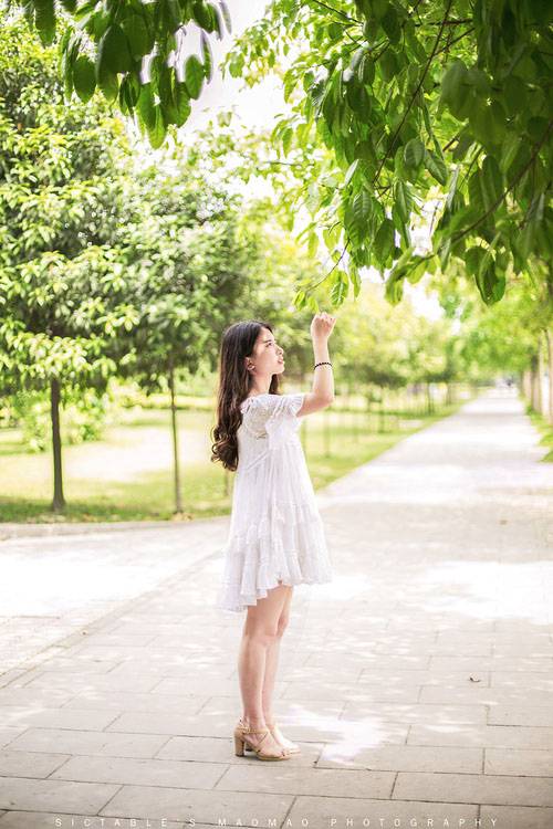 清纯少女的唯美户外写真-6