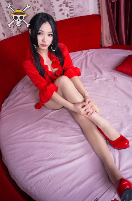 绝美妖娆的丰满女帝-8