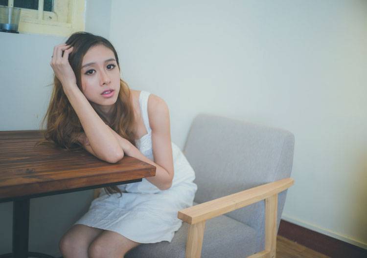 独自在书房游荡的灰姑娘-7