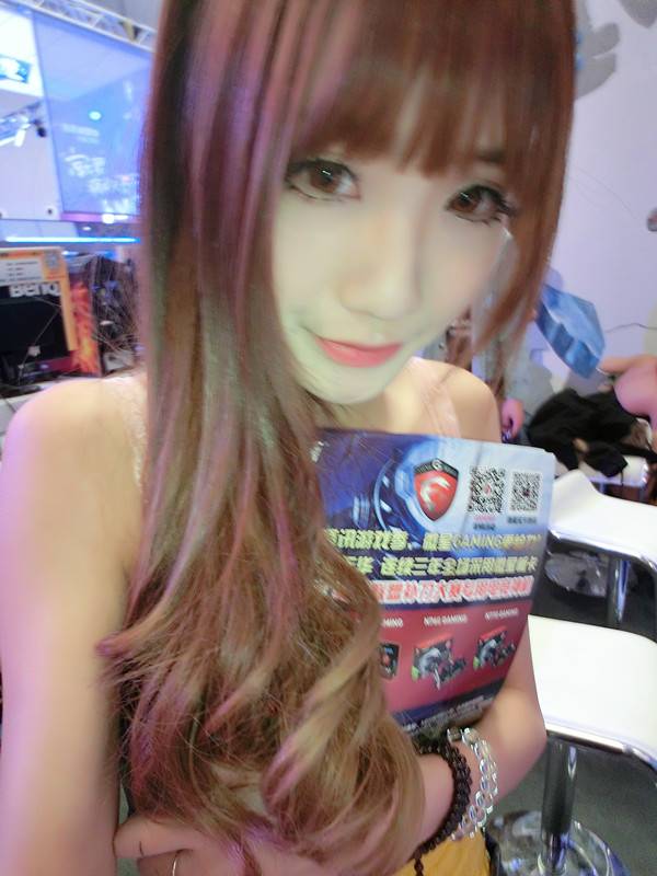 大眼睛性感美女韩敏儿-7