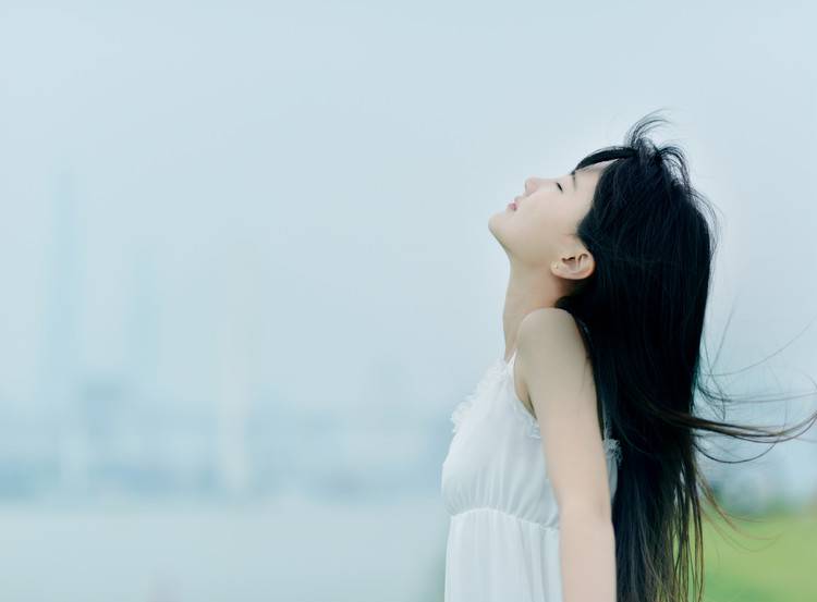 被风吹起的那一缕缕长发-7