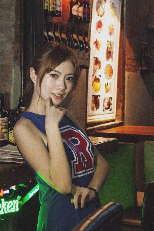 让人迷醉如梦幻般的可爱少女