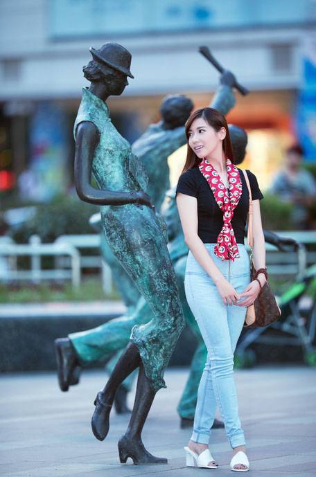 邂逅在步行街的美丽御姐-4