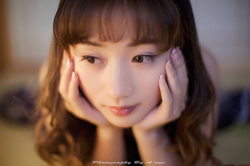 青纯忧郁小美女居家高清写真-7